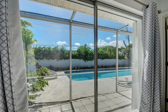 1171 Bimini Lane, Singer Island, FL 33404