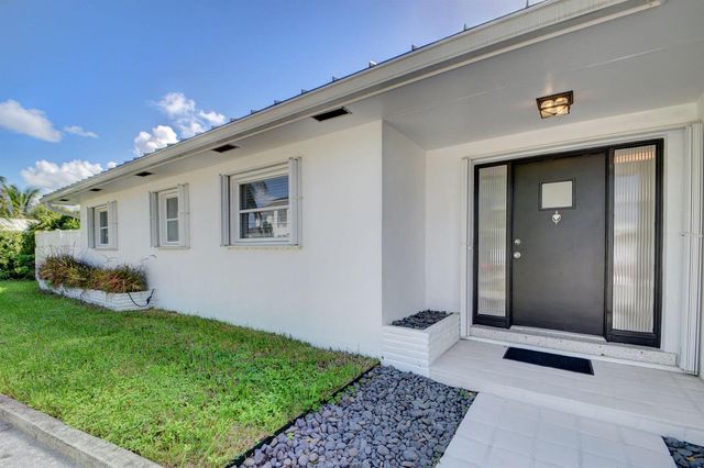 1171 Bimini Lane, Singer Island, FL 33404