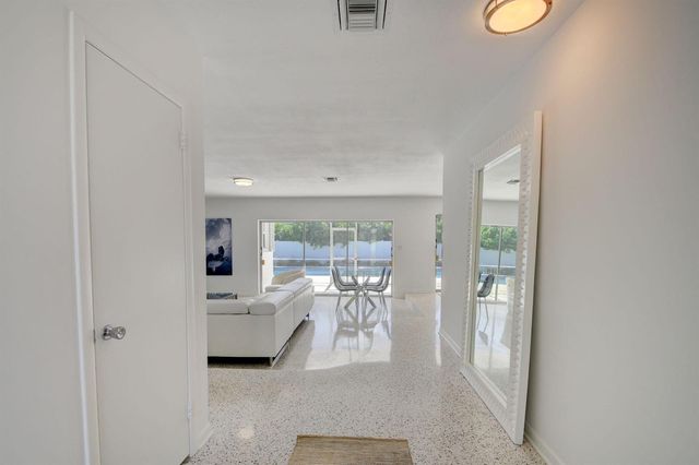 1171 Bimini Lane, Singer Island, FL 33404