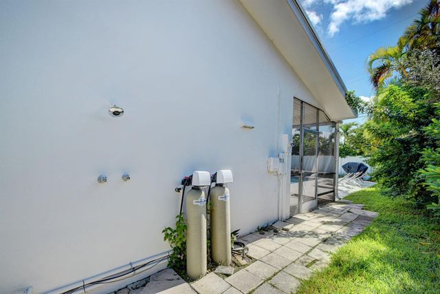 1171 Bimini Lane, Singer Island, FL 33404