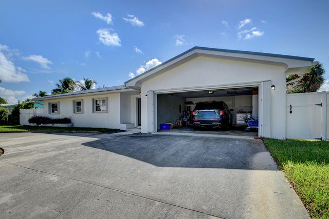 1171 Bimini Lane, Singer Island, FL 33404