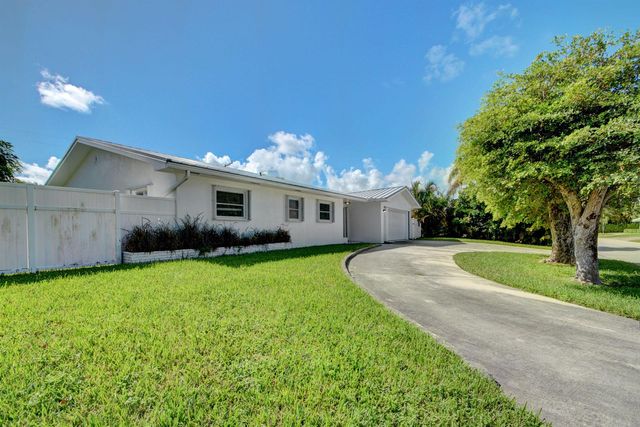 1171 Bimini Lane, Singer Island, FL 33404