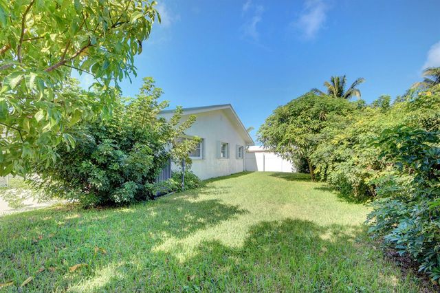 1171 Bimini Lane, Singer Island, FL 33404