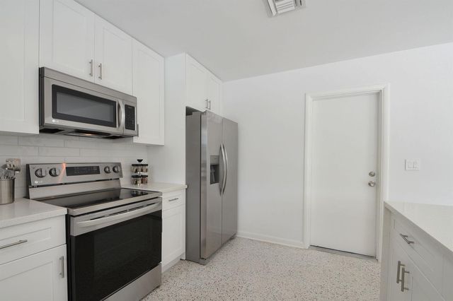 1171 Bimini Lane, Singer Island, FL 33404