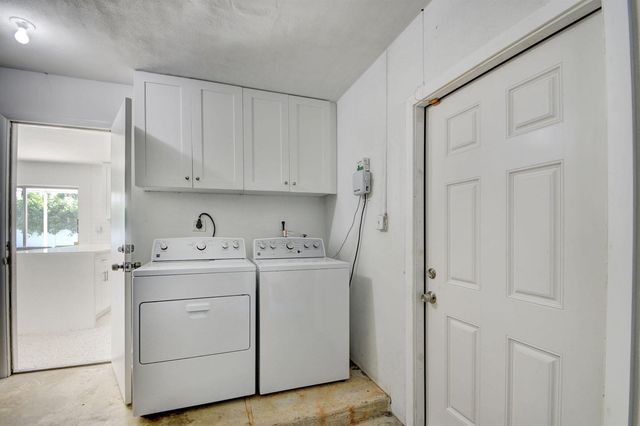 1171 Bimini Lane, Singer Island, FL 33404