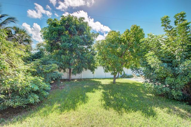 1171 Bimini Lane, Singer Island, FL 33404