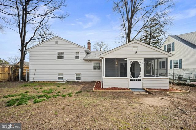 276 CLYMER AVE, Morrisville, PA 19067