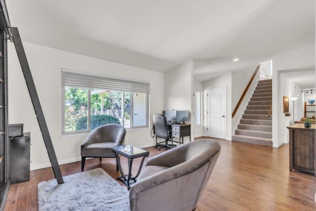 7846 Tamara Dr, Fair Oaks, CA 95628