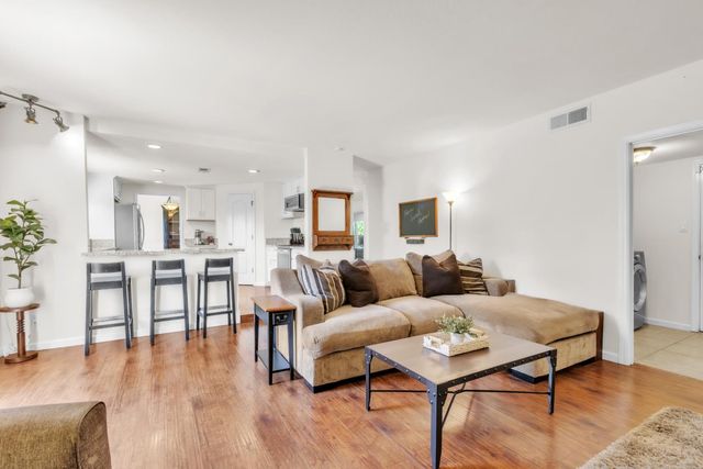 7846 Tamara Dr, Fair Oaks, CA 95628