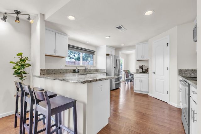 7846 Tamara Dr, Fair Oaks, CA 95628