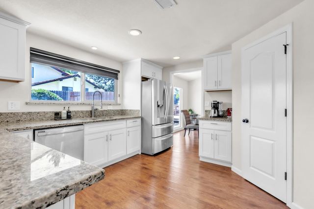 7846 Tamara Dr, Fair Oaks, CA 95628