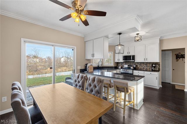 12471 Saddle Horn Circle, Strongsville, OH 44149