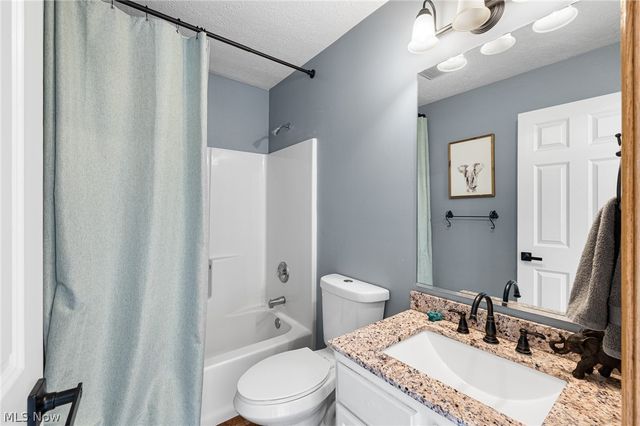 12471 Saddle Horn Circle, Strongsville, OH 44149