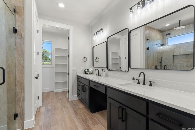 333 EAGLE ROCK RD, Spring Branch, TX 78070