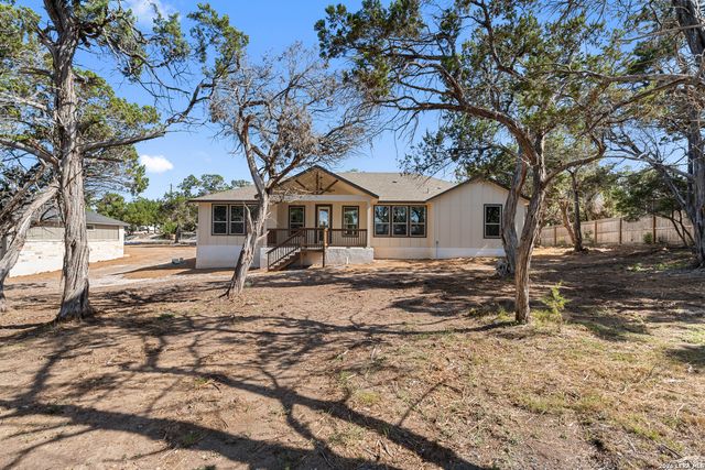 333 EAGLE ROCK RD, Spring Branch, TX 78070