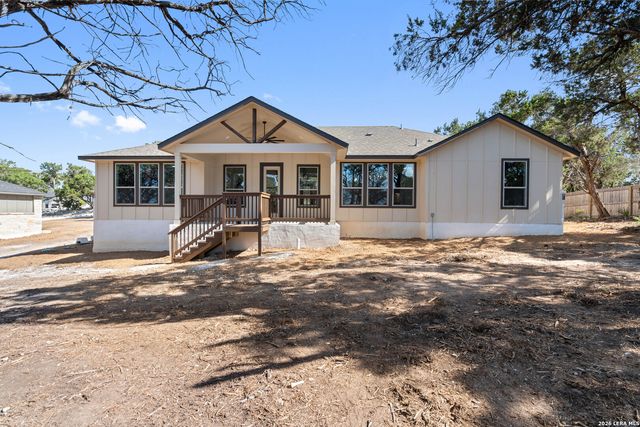 333 EAGLE ROCK RD, Spring Branch, TX 78070