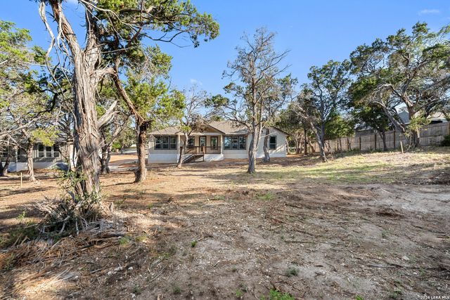 333 EAGLE ROCK RD, Spring Branch, TX 78070