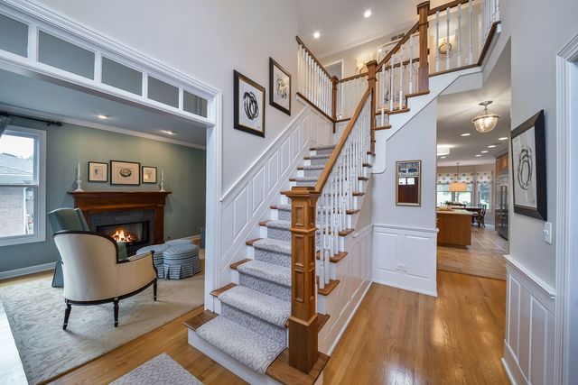 1028 Shady Lane, Glen Ellyn, IL 60137