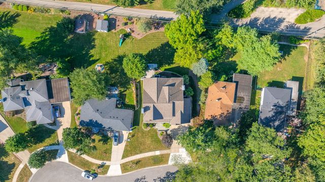 1028 Shady Lane, Glen Ellyn, IL 60137