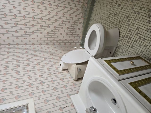 10266 Knob Hill Drive, Florence, KY 41042