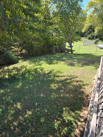 10266 Knob Hill Drive, Florence, KY 41042