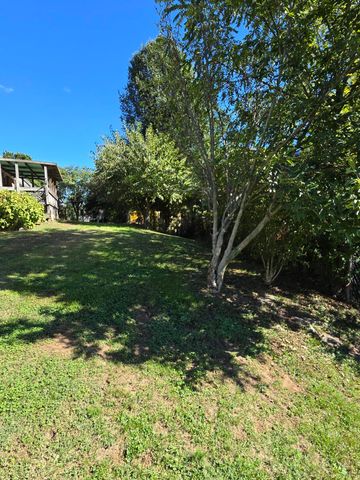 10266 Knob Hill Drive, Florence, KY 41042