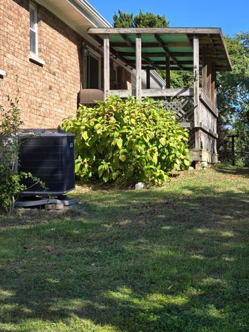 10266 Knob Hill Drive, Florence, KY 41042