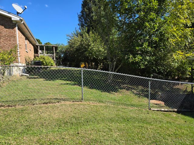 10266 Knob Hill Drive, Florence, KY 41042