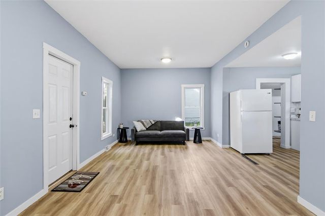 2015 2nd Street, Eau Claire, WI 54703