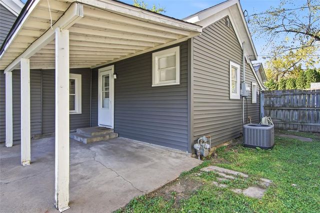 2015 2nd Street, Eau Claire, WI 54703
