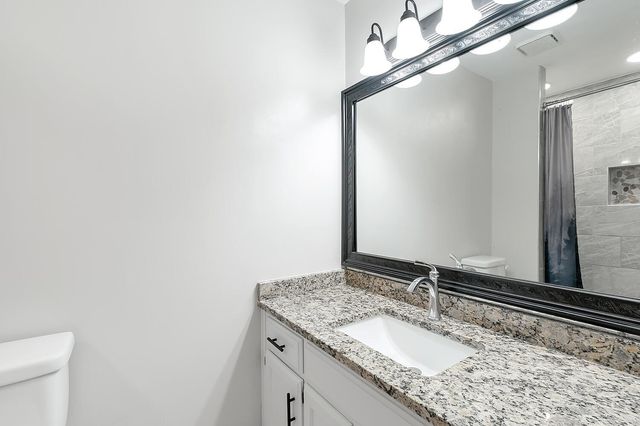 1307 E Blue Spruce Rd, Derby, KS 67037