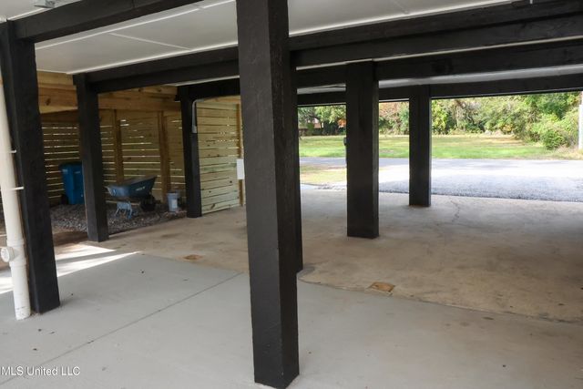 1922 Parsley Avenue, Pascagoula, MS 39567