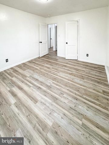 57 SIMONDS DR, New Castle, DE 19720