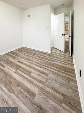 57 SIMONDS DR, New Castle, DE 19720