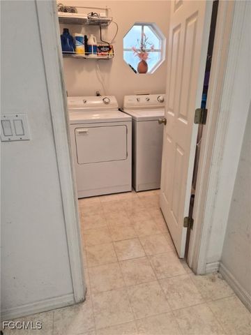 2604 Old Burnt Store RD N, Cape Coral, FL 33993