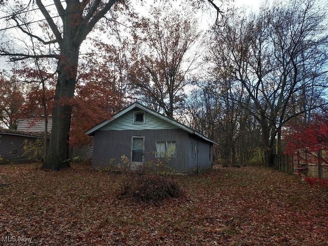 2020 Craig Drive, Lake Milton, OH 44429