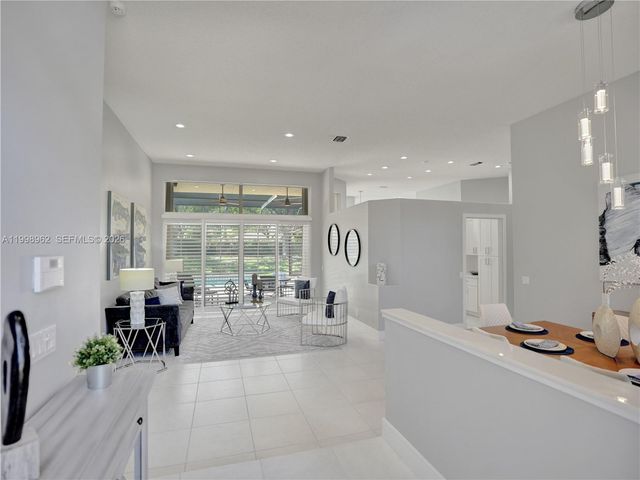 1356 Ginger Cir, Weston, FL 33326