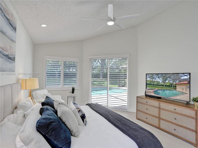 1356 Ginger Cir, Weston, FL 33326