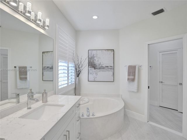 1356 Ginger Cir, Weston, FL 33326