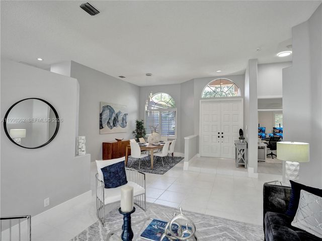 1356 Ginger Cir, Weston, FL 33326