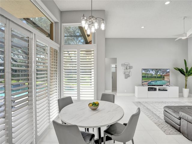 1356 Ginger Cir, Weston, FL 33326