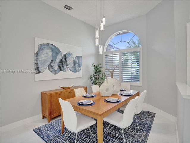 1356 Ginger Cir, Weston, FL 33326