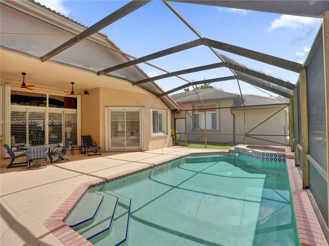 1356 Ginger Cir, Weston, FL 33326