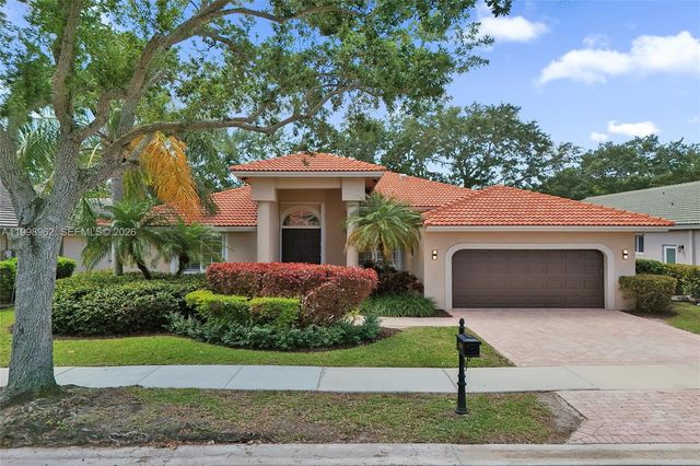 1356 Ginger Cir, Weston, FL 33326