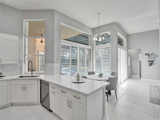 1356 Ginger Cir, Weston, FL 33326