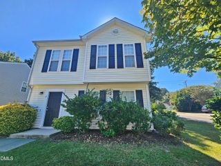 2 Tarrywood Court, Durham, NC 27703