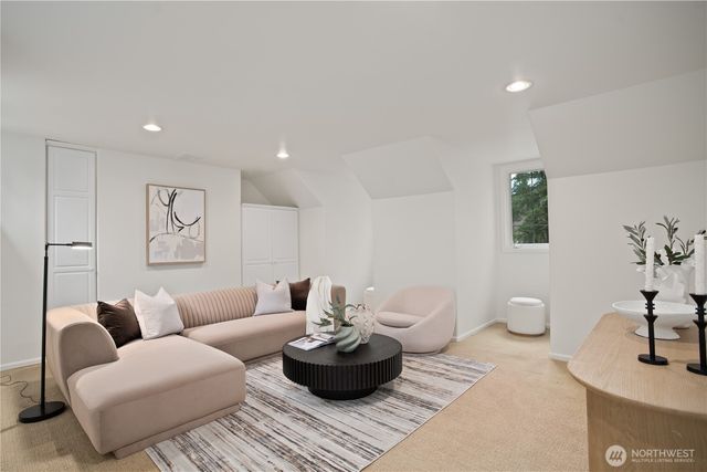 12019 199th Court NE, Woodinville, WA 98077