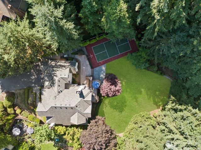 12019 199th Court NE, Woodinville, WA 98077