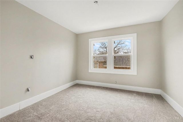 3519 McHenry Avenue, Cincinnati, OH 45225