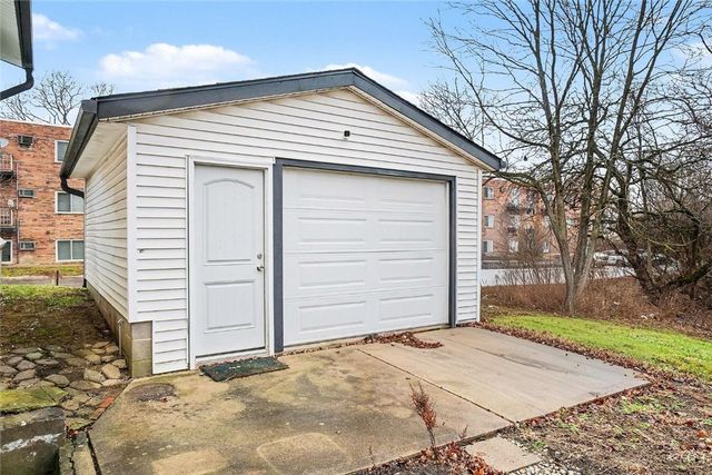 3519 McHenry Avenue, Cincinnati, OH 45225